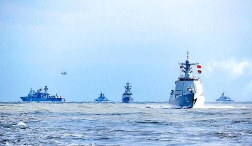 052D艦攜重武駛入公海，英艦長震驚后撤